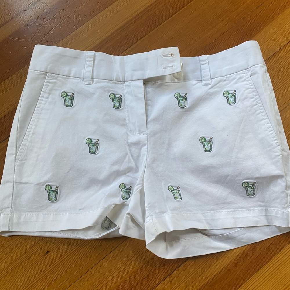 Vineyard vines margarita shorts
